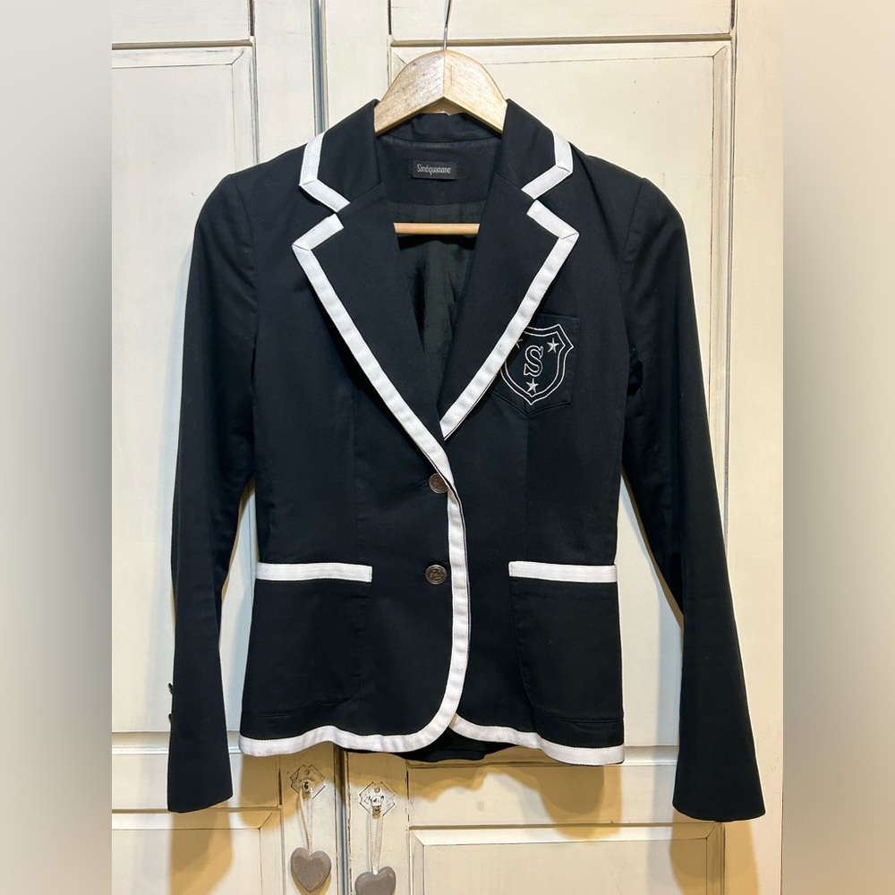 Preppy Italian Black and White Signature Blazer XS